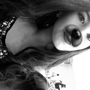 Meet your Posher, Evelyn